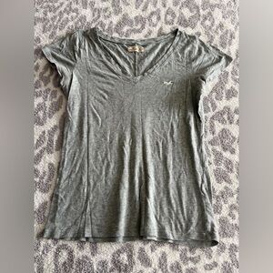 hollister v-neck short sleeve top